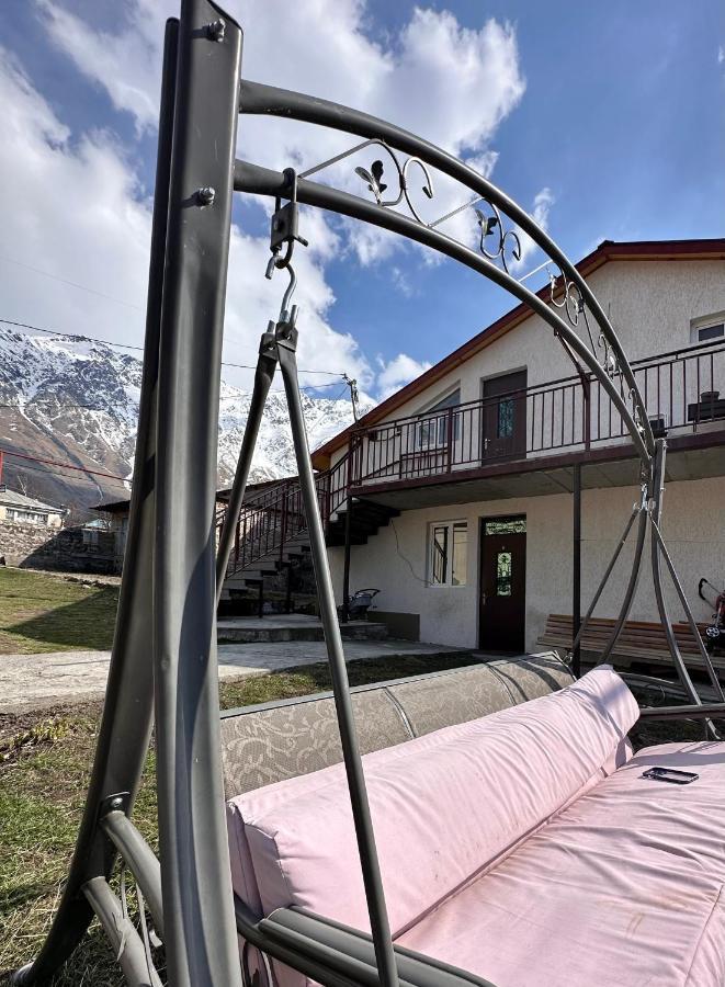 Guest House Chavchavadze N23 Stepantsminda Exterior photo