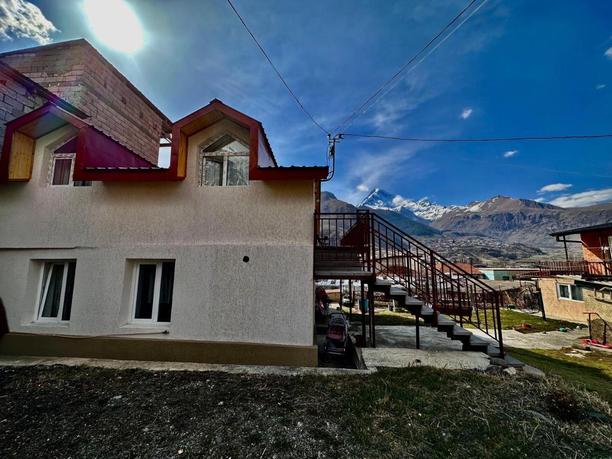 Guest House Chavchavadze N23 Stepantsminda Exterior photo